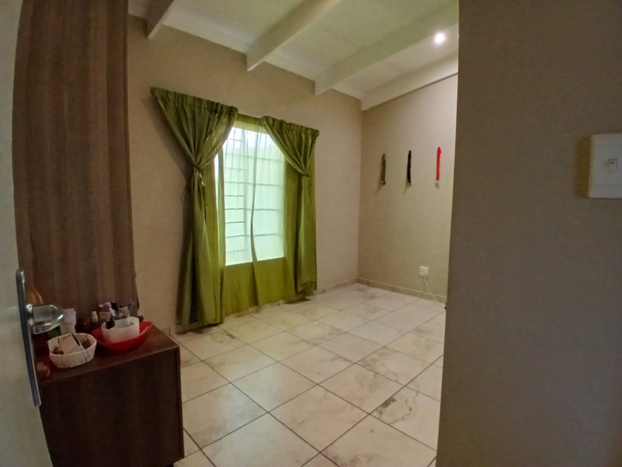 3 Bedroom Property for Sale in Waterval East North West